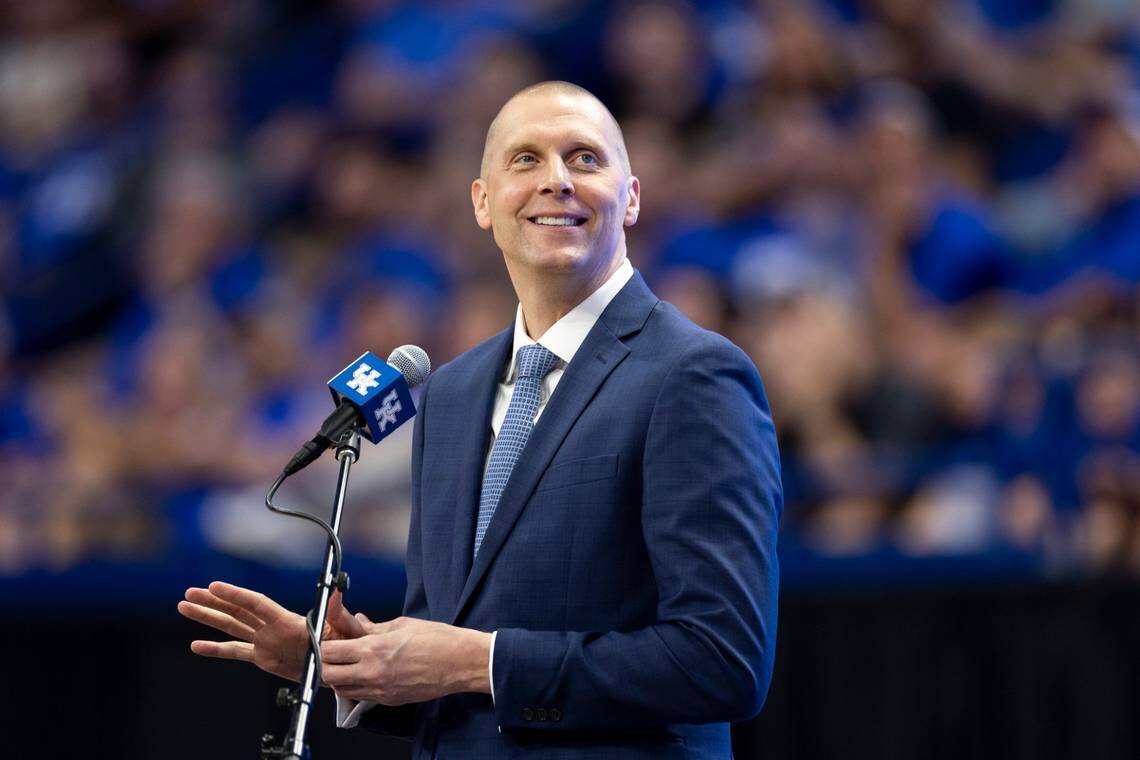 Breaking: ESPN’s latest NBA Mock Draft selects kentuckys’ Magic star in the top 10