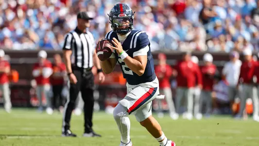 CBS Sports: The Las Vegas Raiders sign a blockbuster deal to land talented top rising QB from rival.